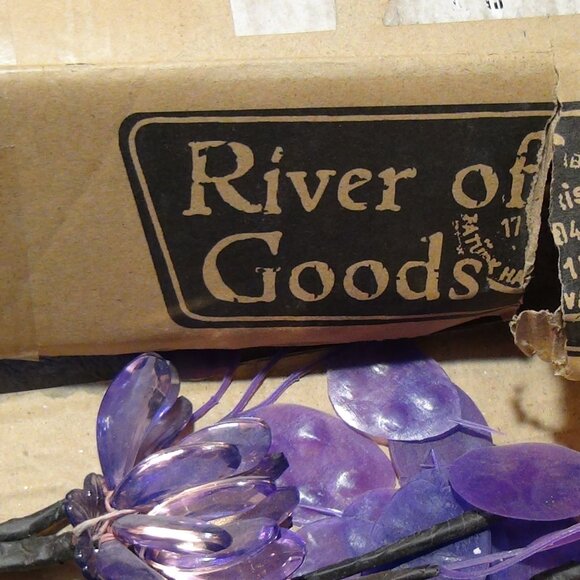 River of Goods Purple Daffodils LED Branch Transparent Pedal Plastic Leaves 24" - Picture 15 of 16